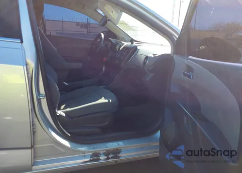 2013 Chevrolet Sonic Lt Auto из США, поврежденный, VIN 1G1JC5SH1D4114821